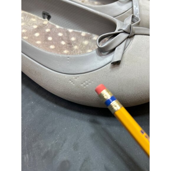 Crocs Womens Gray Flats With Bow Accent Size 8 - Picture 3 of 9